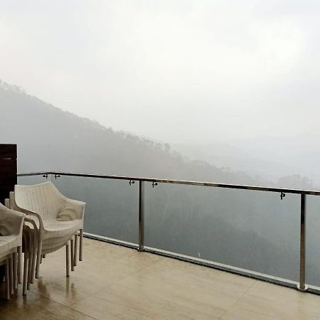 Villa Pine Peak Kasauli Exterior foto