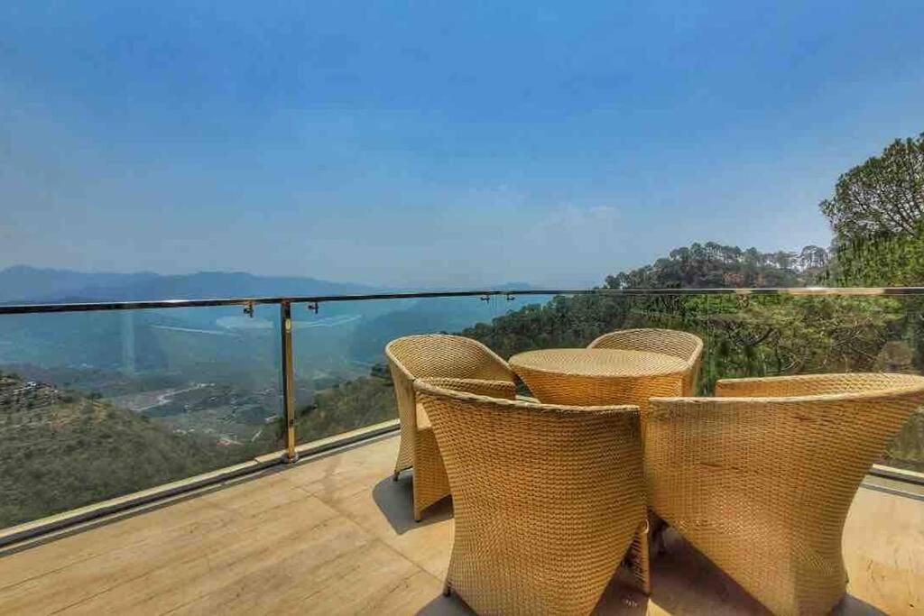 Villa Pine Peak Kasauli Exterior foto